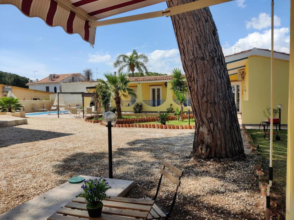 Pool Seaside Relais - Ville Ninfea, Marea, Rosa E Cassiopea Fontane Bianche Εξωτερικό φωτογραφία