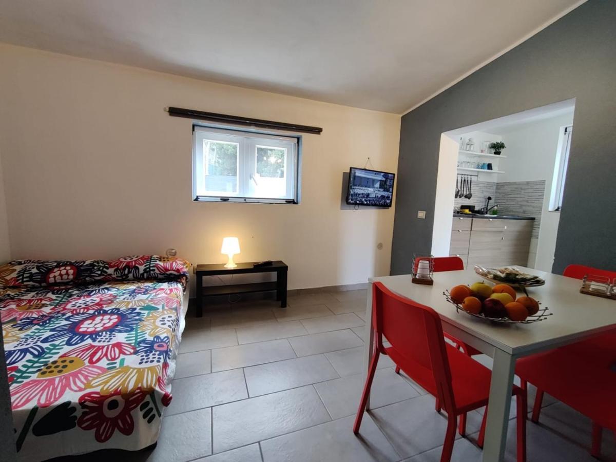 Pool Seaside Relais - Ville Ninfea, Marea, Rosa E Cassiopea Fontane Bianche Εξωτερικό φωτογραφία